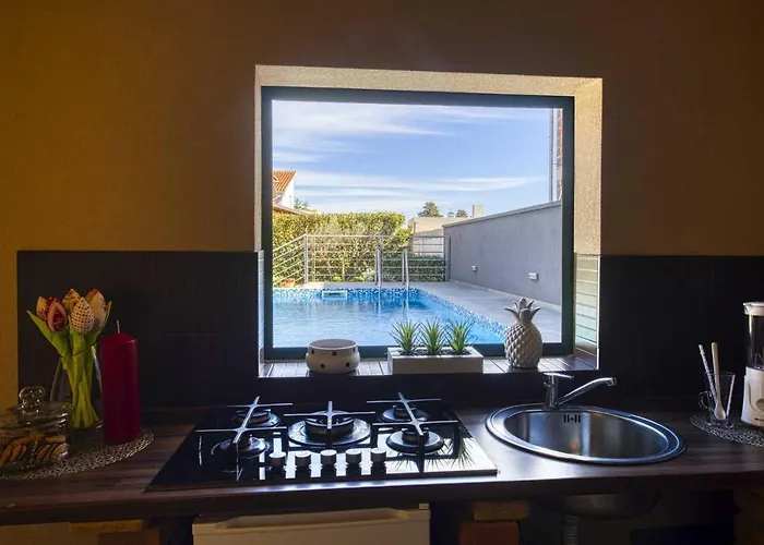 别墅 Enna With Heated Pool, Zadar *