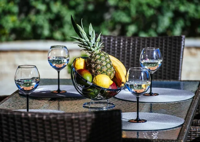 别墅 Enna With Heated Pool, Zadar