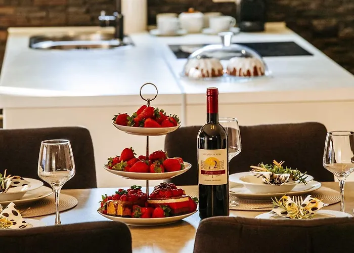 Enna With Heated Pool, Zadar 别墅 Crno