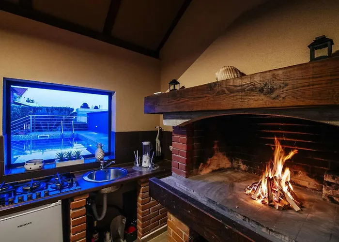 别墅 Enna With Heated Pool, Zadar